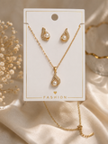 Pearl earring and necklace set