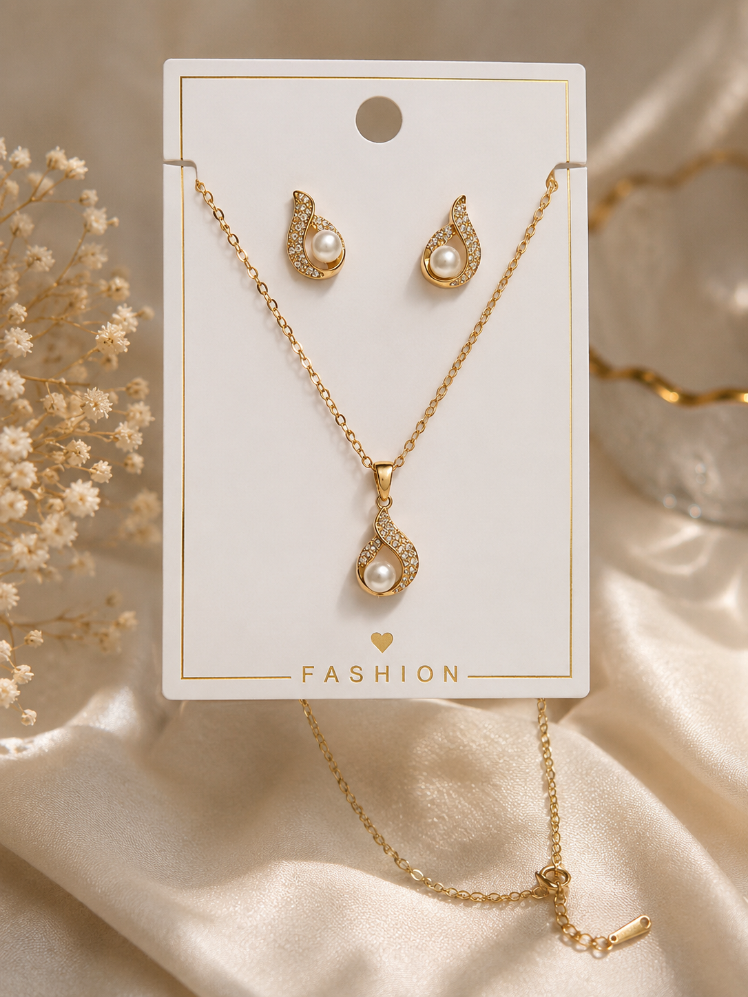 Pearl earring and necklace set