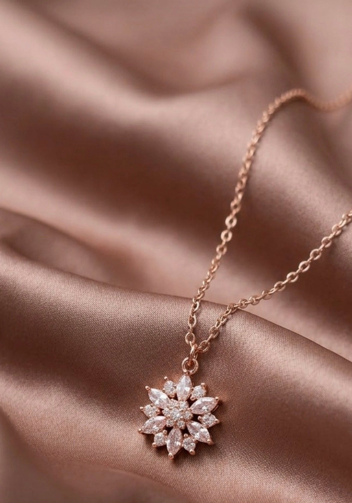 Floral diamond pendant